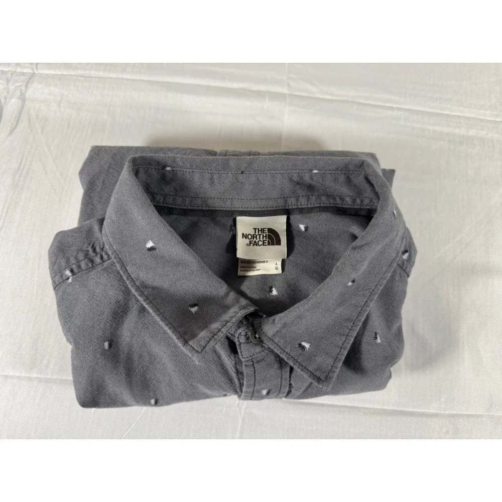 The North Face Mens Large Gray Embroidered Mountain Peak Button Down Shirt L/S